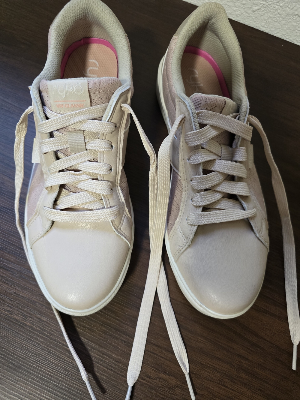 Ryka Viv Classic Light Pink Nude Casual Shoes Women’s Size 8 - Picture 2 of 9